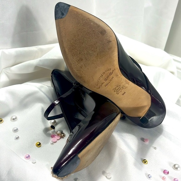 Via Spiga Patent Leather Stiletto Mary Jane Style Heels 9M Dark Purple - Picture 13 of 14